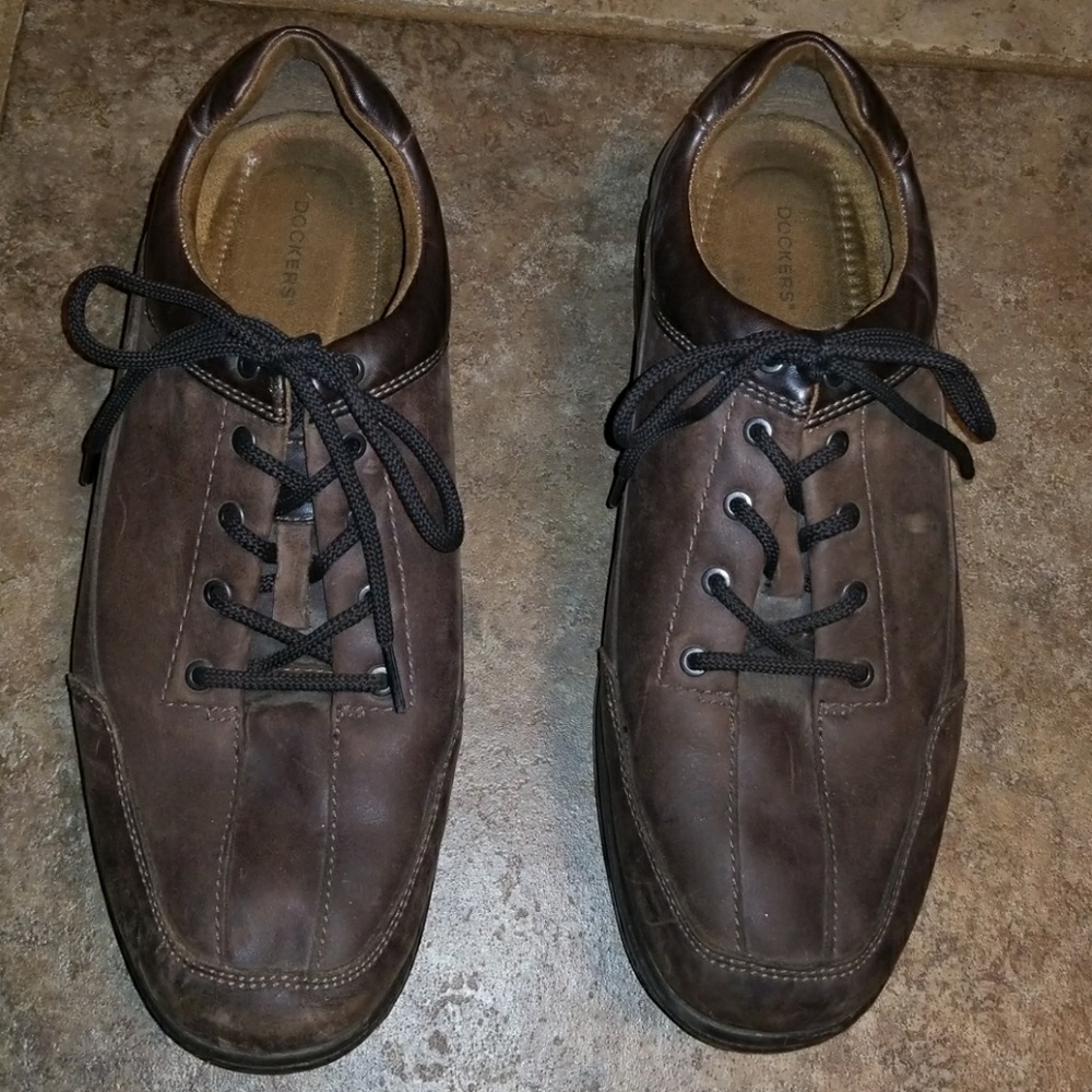 Men's Dockers leather shoes